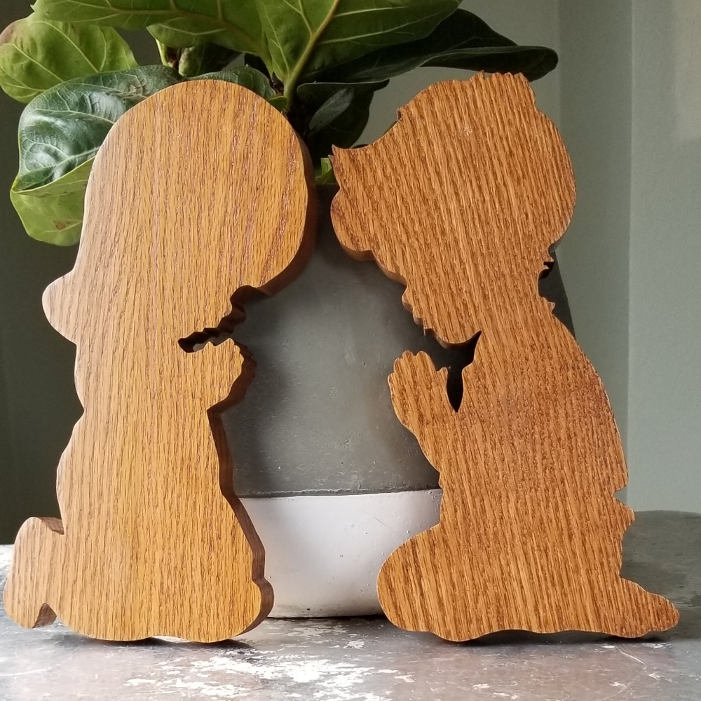Vintage Wooden Praying Children Silhouette